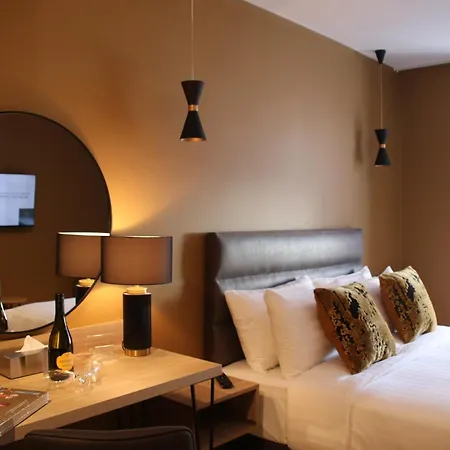 Birdies Townhouse Митчелстаун